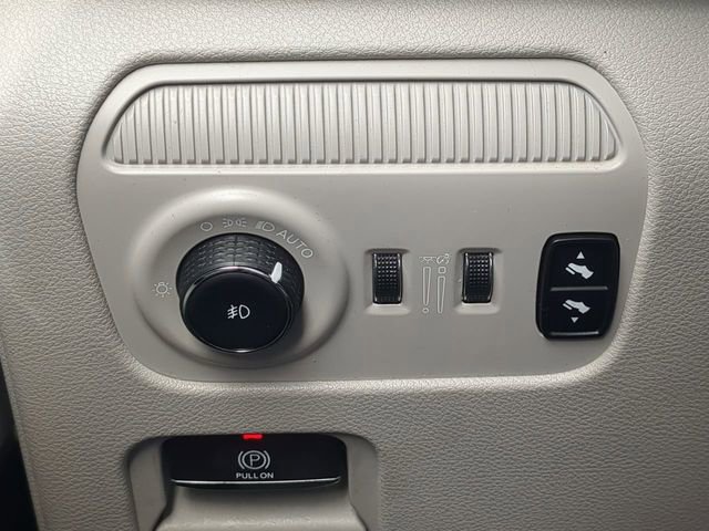 Used 2024 Jeep Wagoneer L 4WD image 31