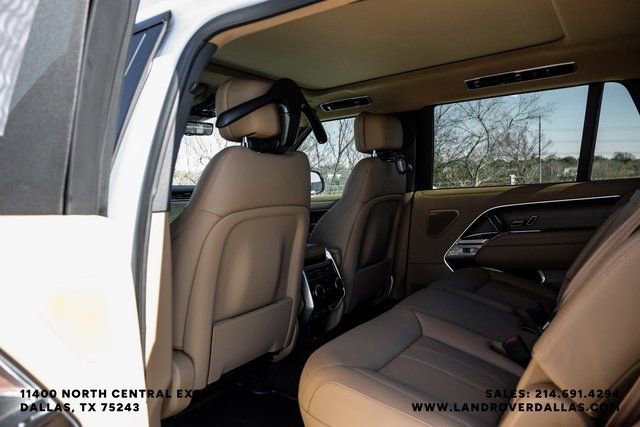 New 2026 Land Rover Range Rover Long Wheelbase SE image 37