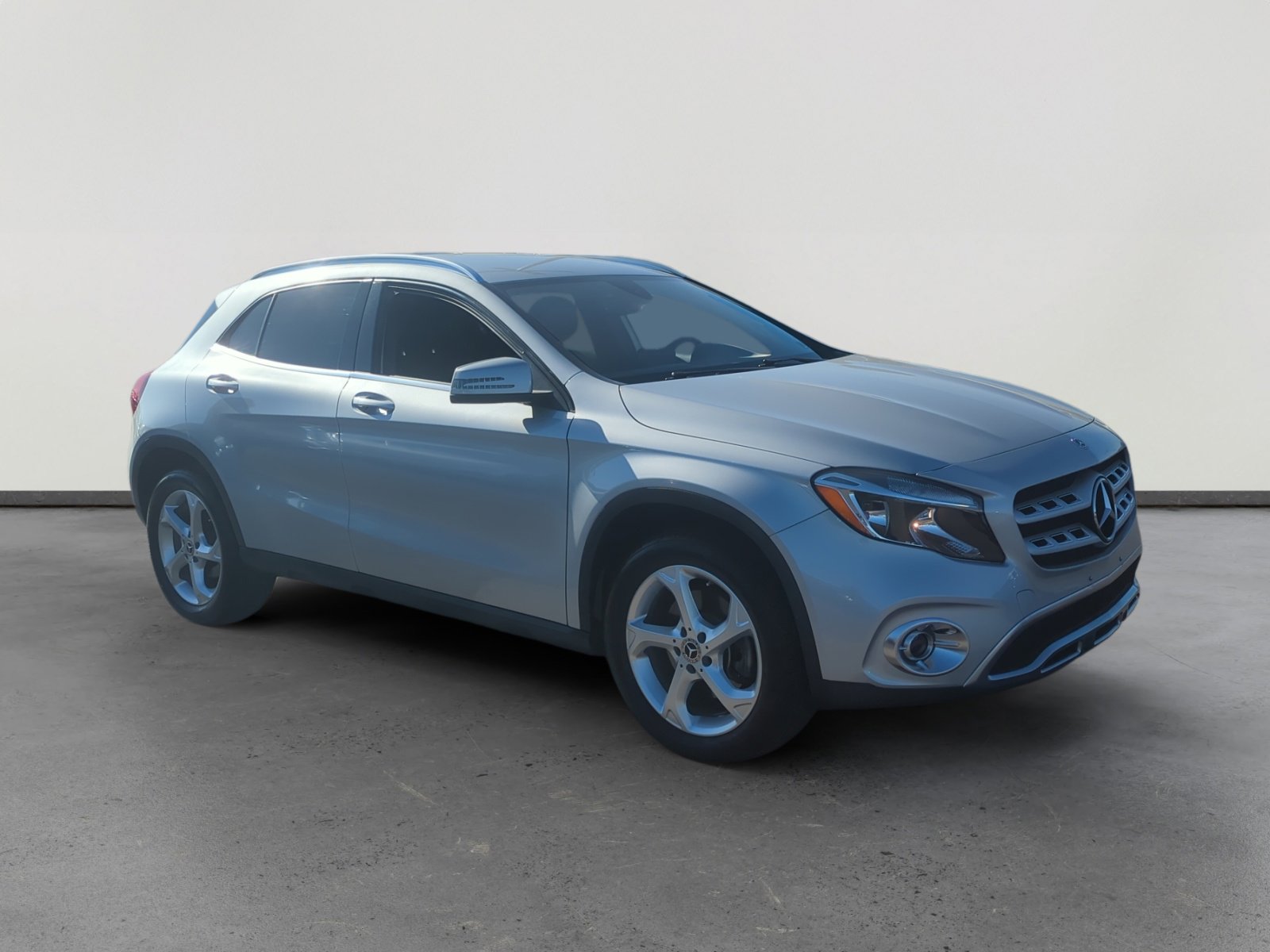 Used 2018 Mercedes-Benz GLA 250 w/ Convenience Package image 7
