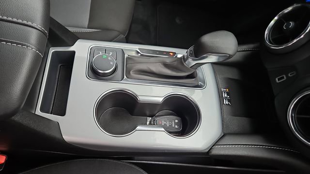 Used 2024 Chevrolet Blazer LT w/ Convenience Package image 14