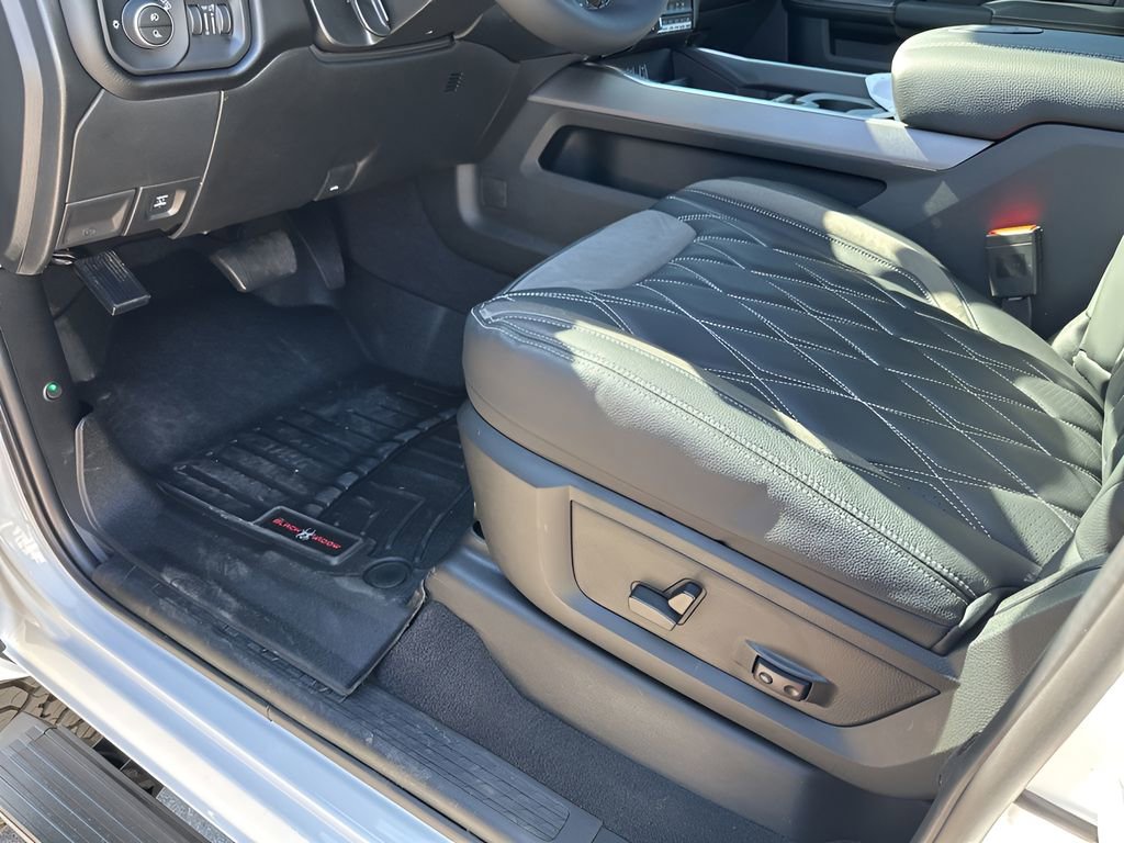 New 2026 RAM 2500 Laramie w/ Night Edition image 26