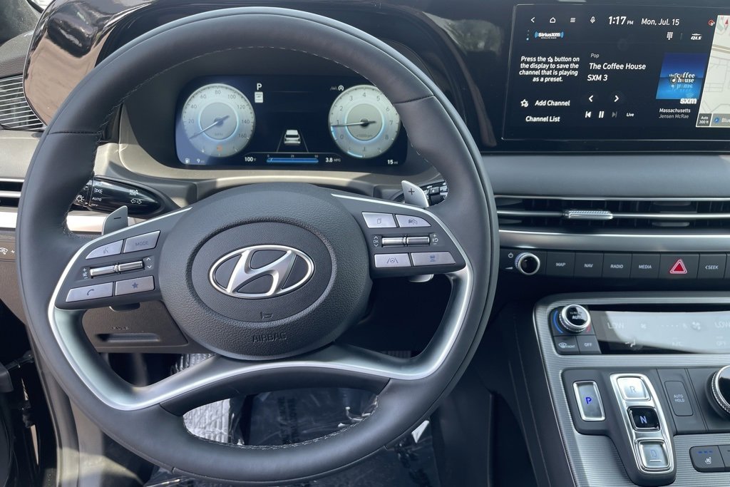 Used 2024 Hyundai Palisade Calligraphy image 16