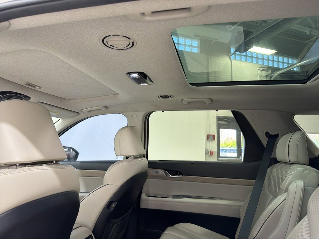 Used 2021 Hyundai Palisade Limited image 27