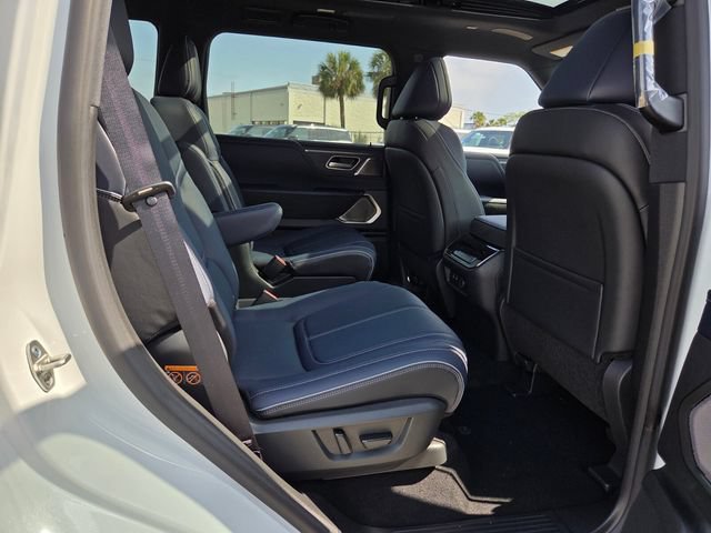 New 2026 INFINITI QX80 4WD w/ Sport Exterior Package image 21