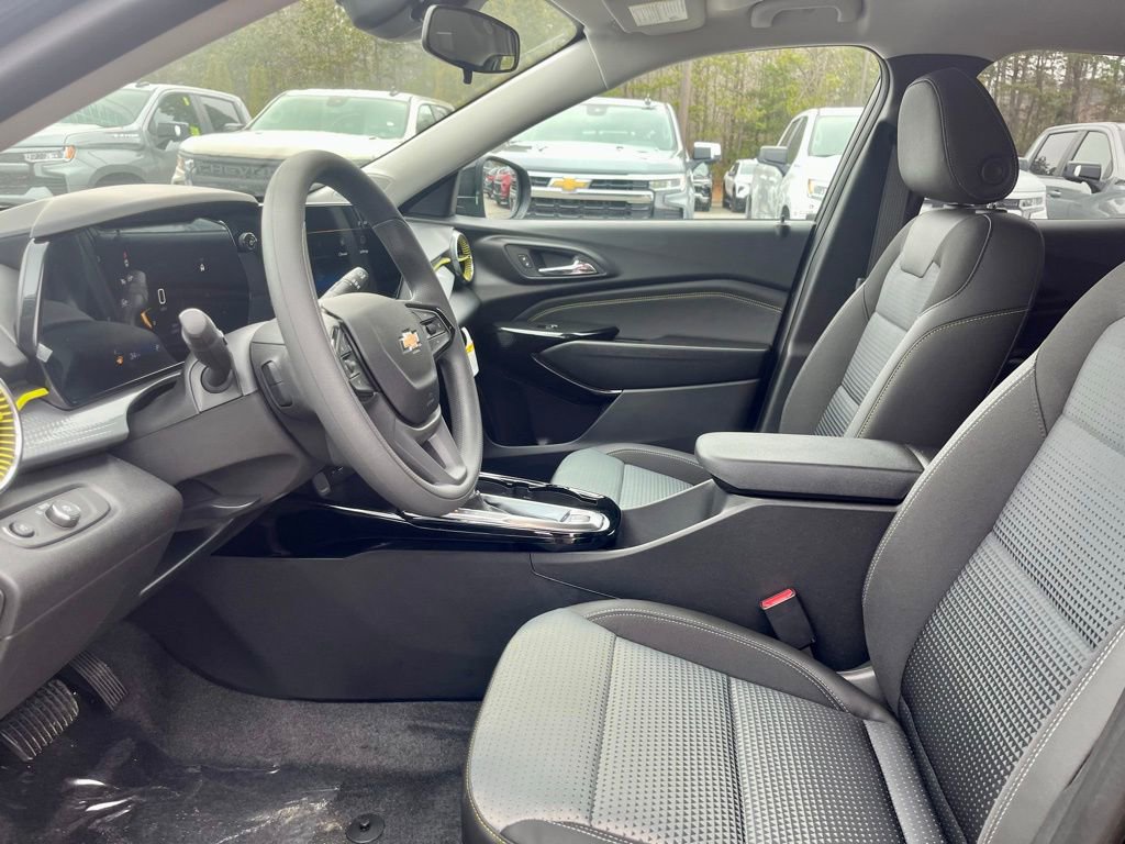 New 2026 Chevrolet Trax LT FWD image 11