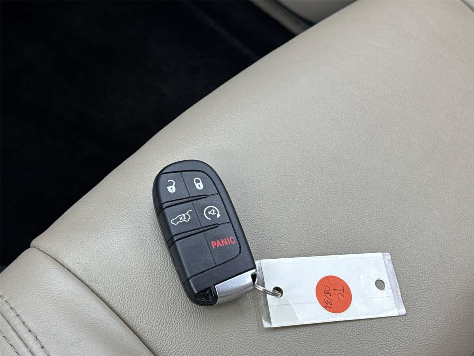 Used 2018 Jeep Grand Cherokee Limited AWD/4WD image 32