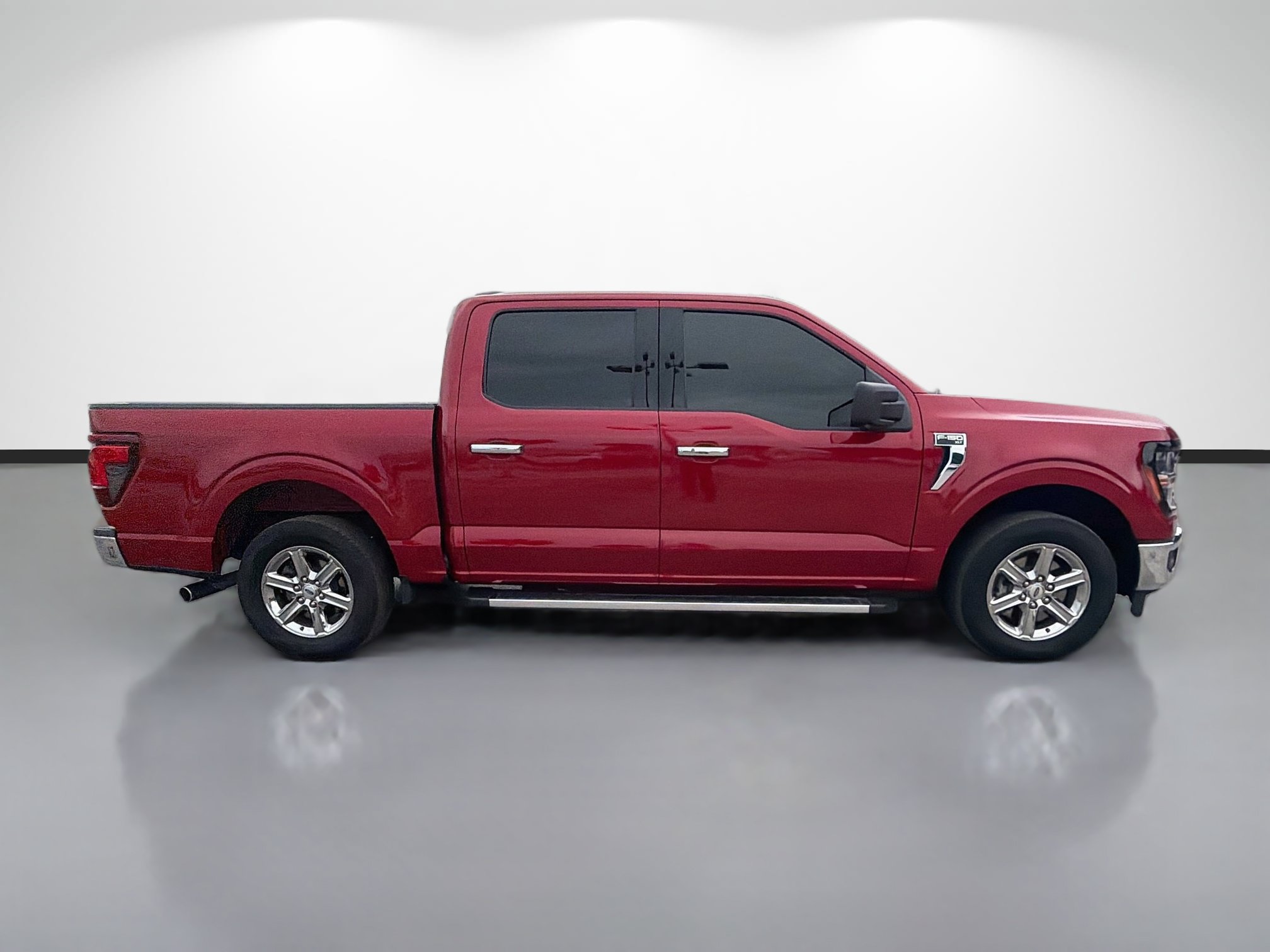 Used 2024 Ford F150 XLT w/ Mobile Office Package RWD image 6