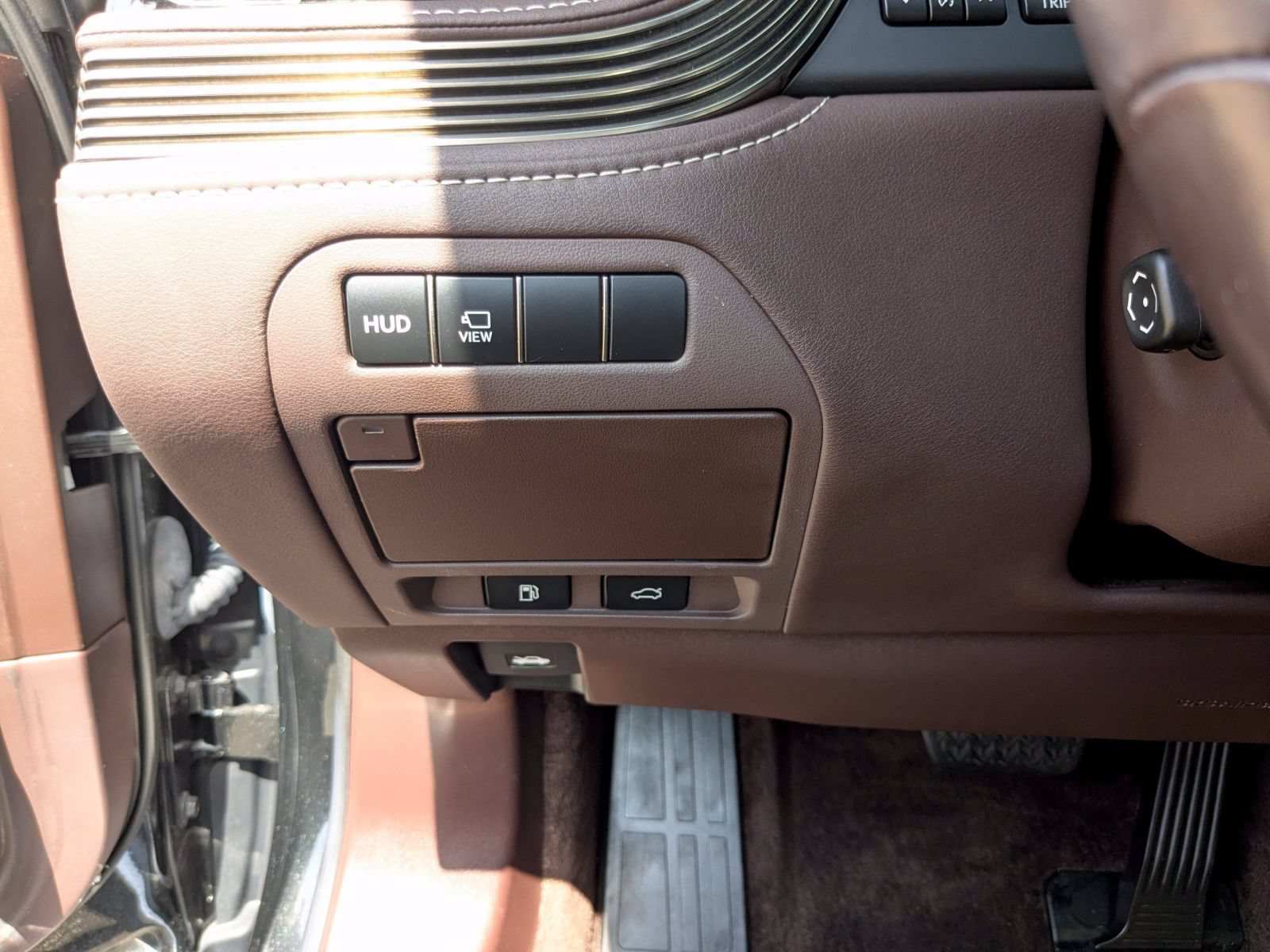 Certified 2020 Lexus LS 500 w/ Interior Upgrade Package RWD image 19