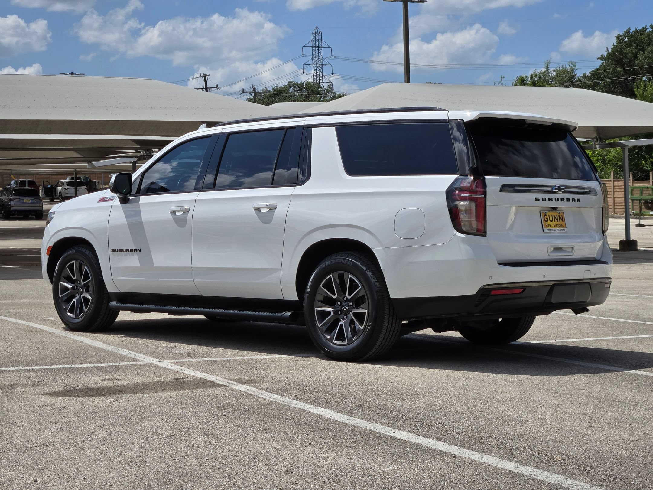 Used 2021 Chevrolet Suburban Z71 w/ Z71 Off-Road Package AWD/4WD image 5