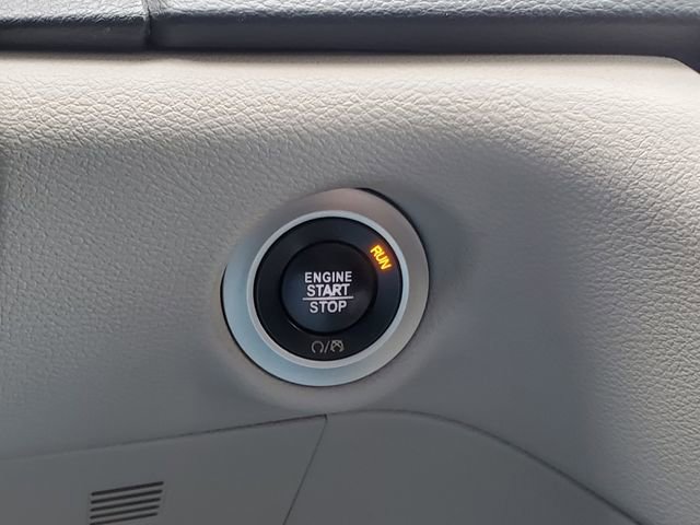 Used 2017 Chrysler Pacifica Touring image 22