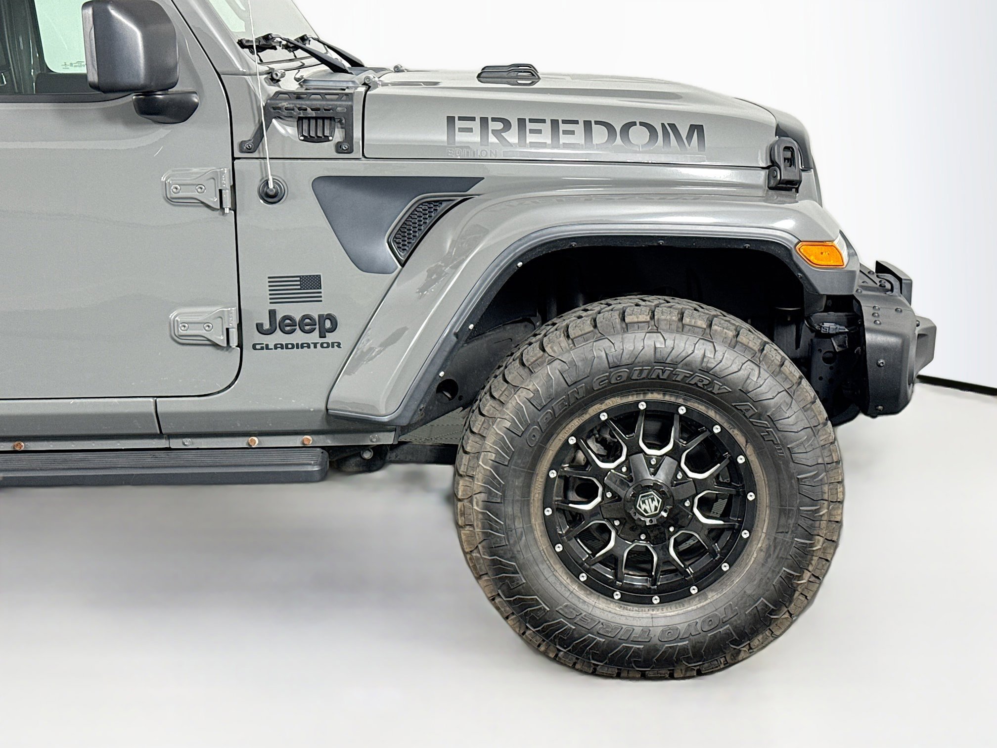 Used 2021 Jeep Gladiator Sport AWD/4WD image 40
