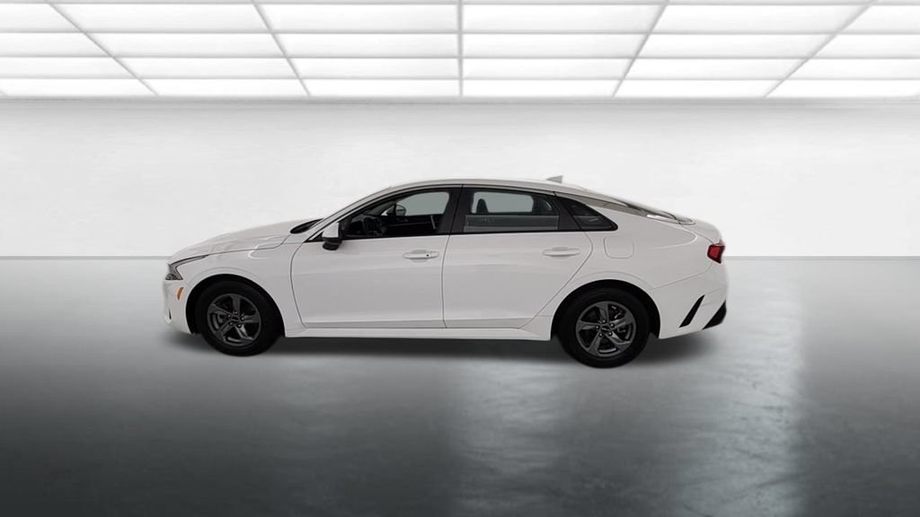 Used 2023 Kia K5 LXS FWD image 4