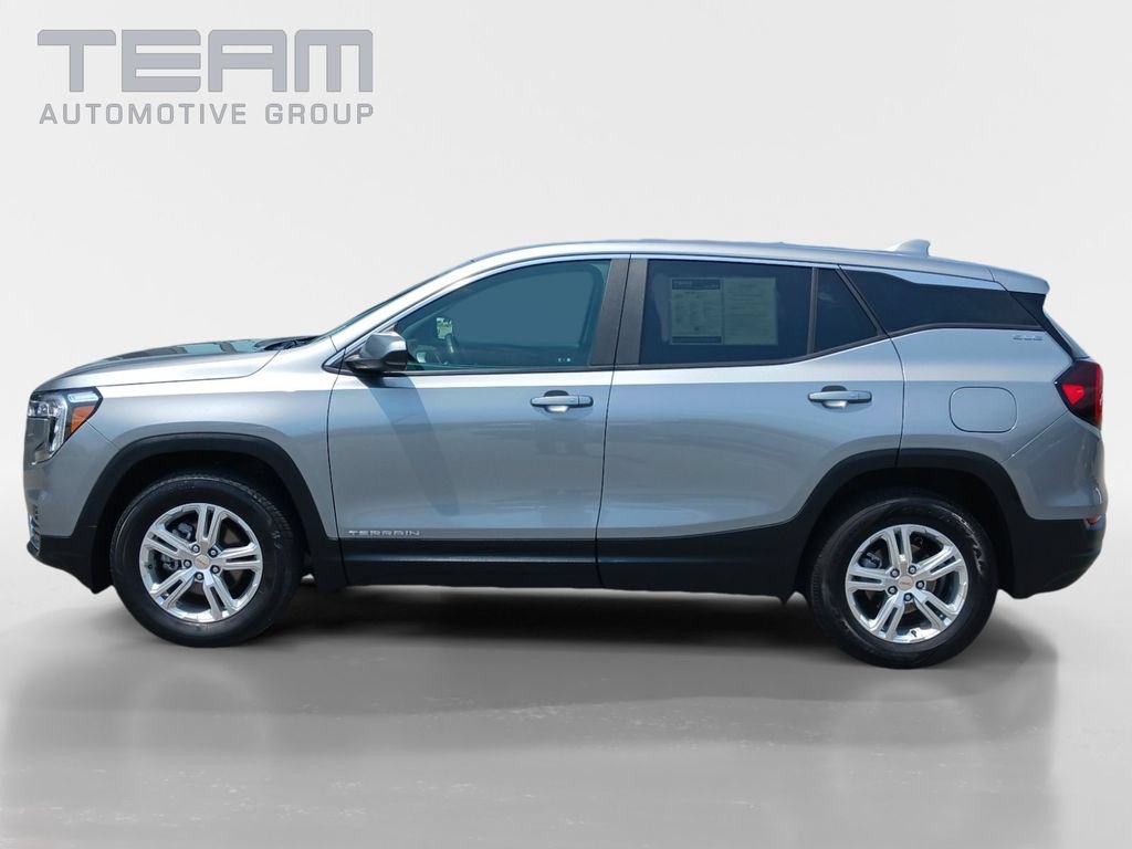 Used 2024 GMC Terrain SLE AWD/4WD image 4