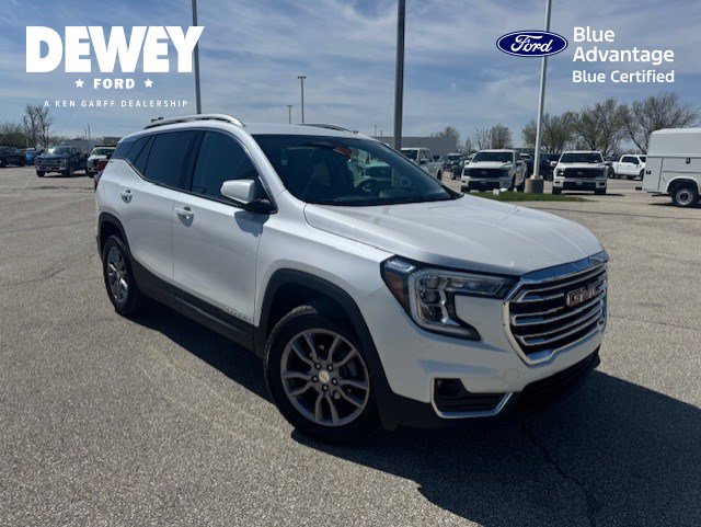 Used 2024 GMC Terrain SLT w/ Infotainment Package II image 1
