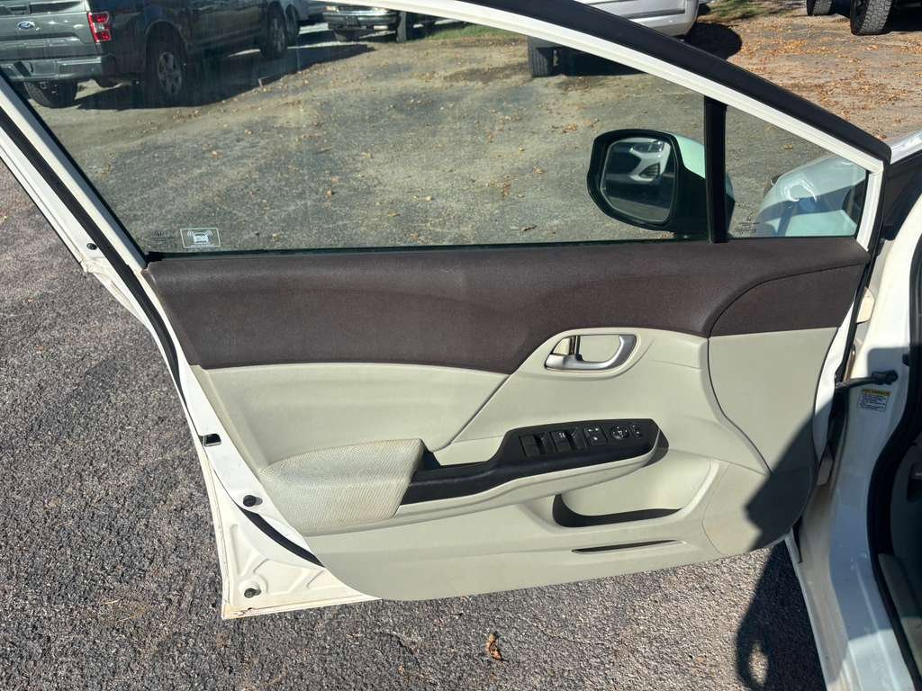 Used 2012 Honda Civic LX image 10