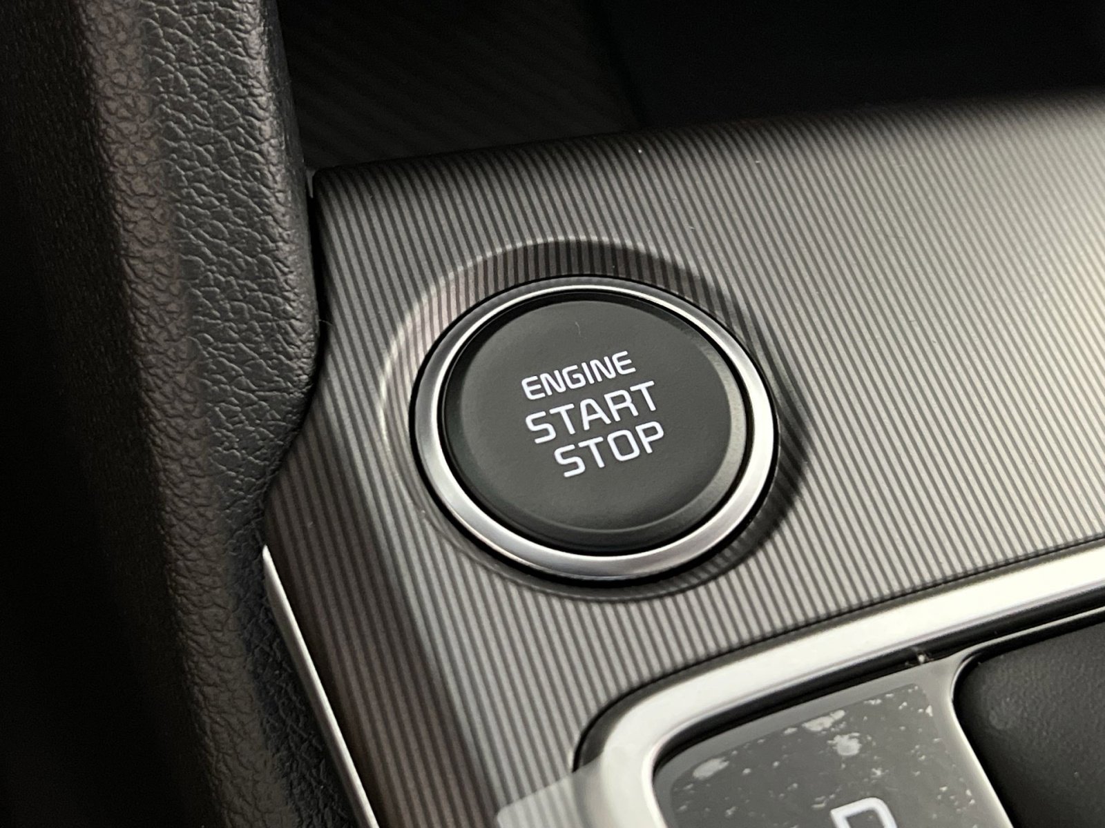 New 2026 Kia Sportage SX image 31