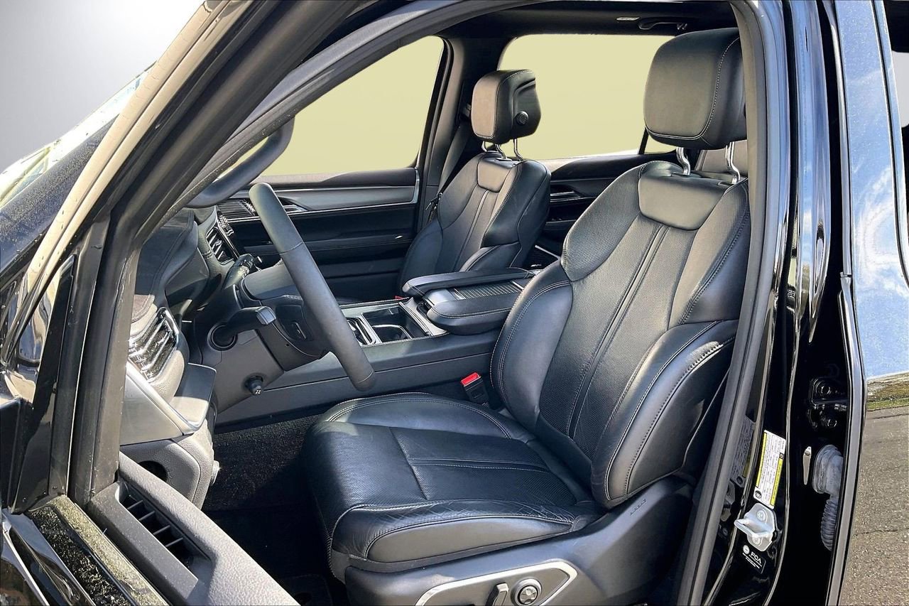 Used 2023 Jeep Wagoneer Series II image 23