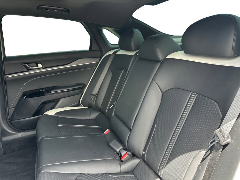 Used 2025 Kia K5 GT-Line w/ GT-Line Premium Package FWD image 10