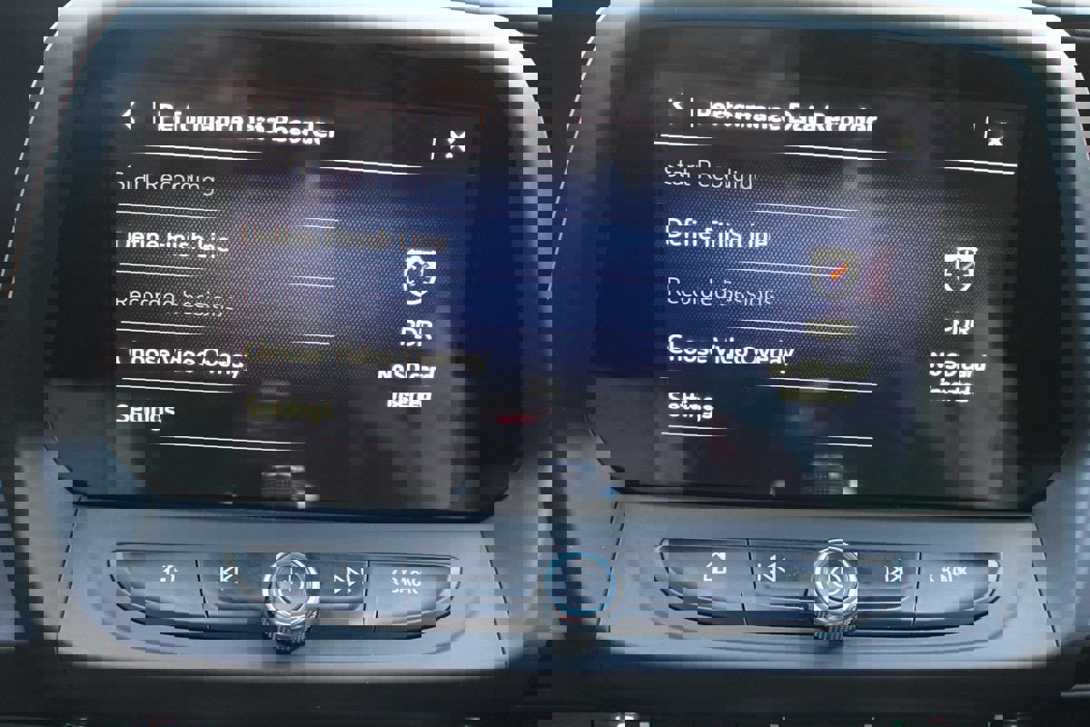 Used 2019 Chevrolet Camaro SS RWD image 29