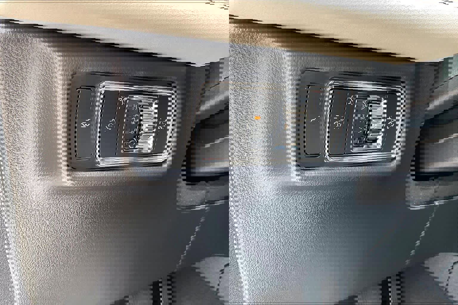 Used 2026 Lincoln Aviator 2WD image 13