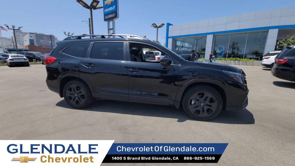 Used 2024 Subaru Ascent Onyx Edition AWD/4WD image 2