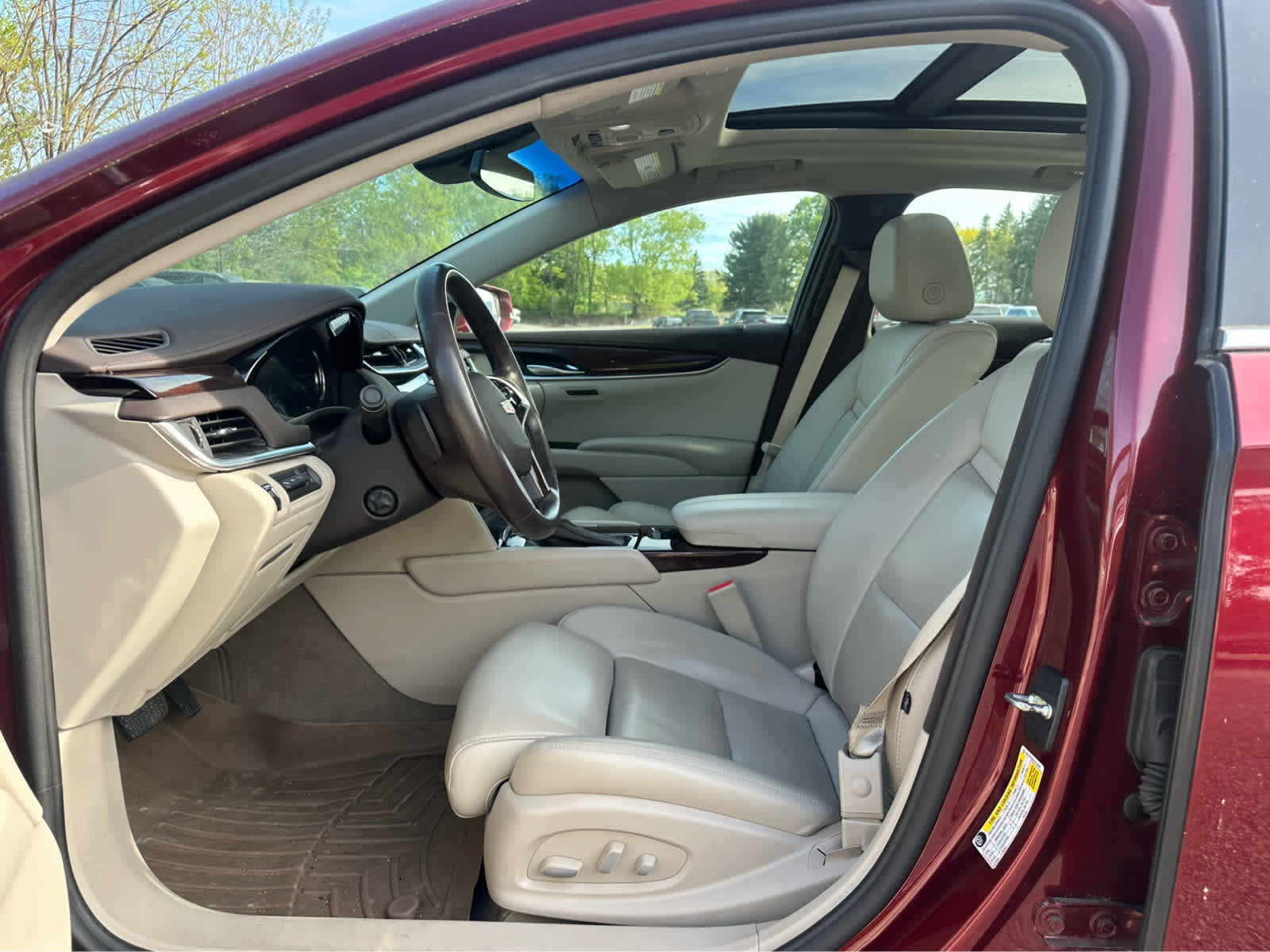 Used 2016 Cadillac XTS Premium w/ Driver Assist Package FWD image 9