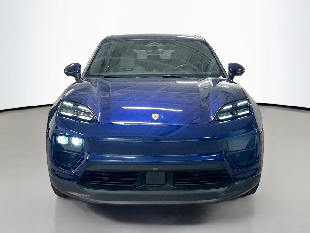 Used 2025 Porsche Macan 4S Electric AWD/4WD image 6