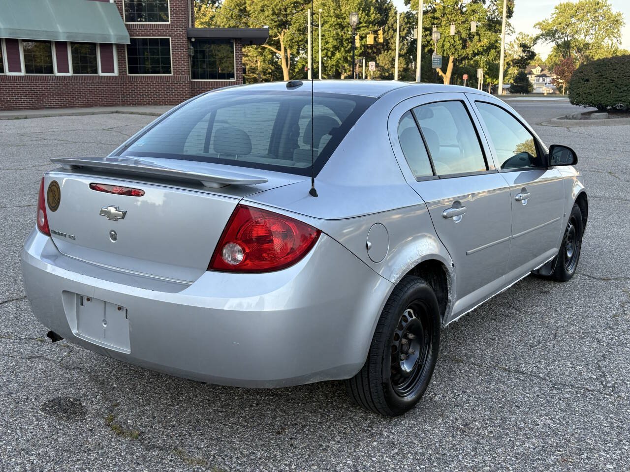 Used 2009 Chevrolet Cobalt LS w/ Protection Package FWD image 9