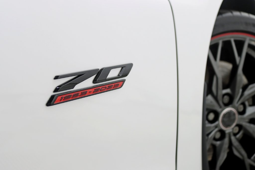 Used 2023 Chevrolet Corvette Stingray Premium Conv w/ Z51 Performance Package RWD image 13