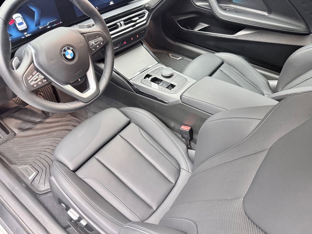 Used 2023 BMW 230i xDrive Coupe w/ Premium Package image 9