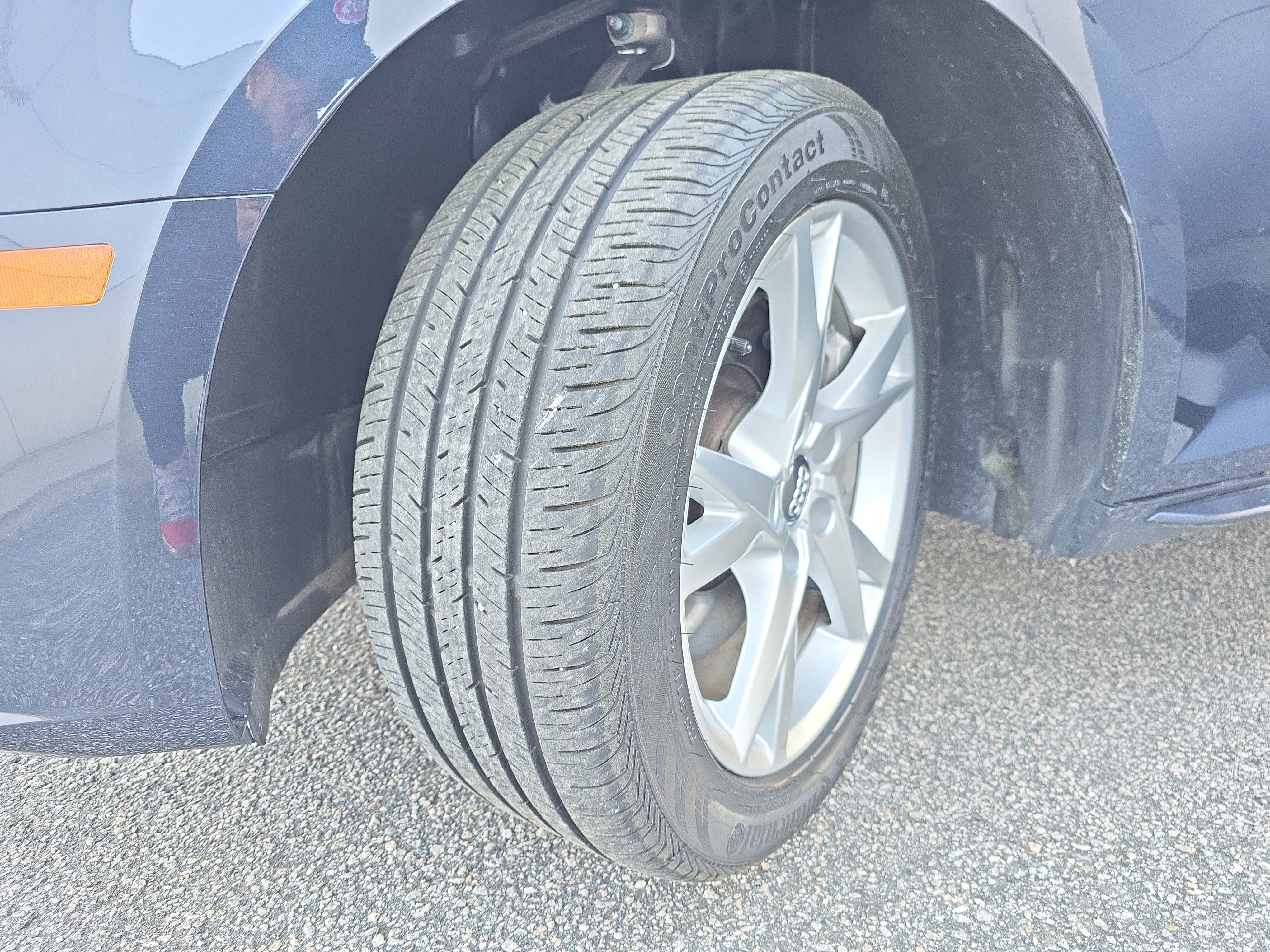 Used 2018 Audi A4 2.0T Premium image 31