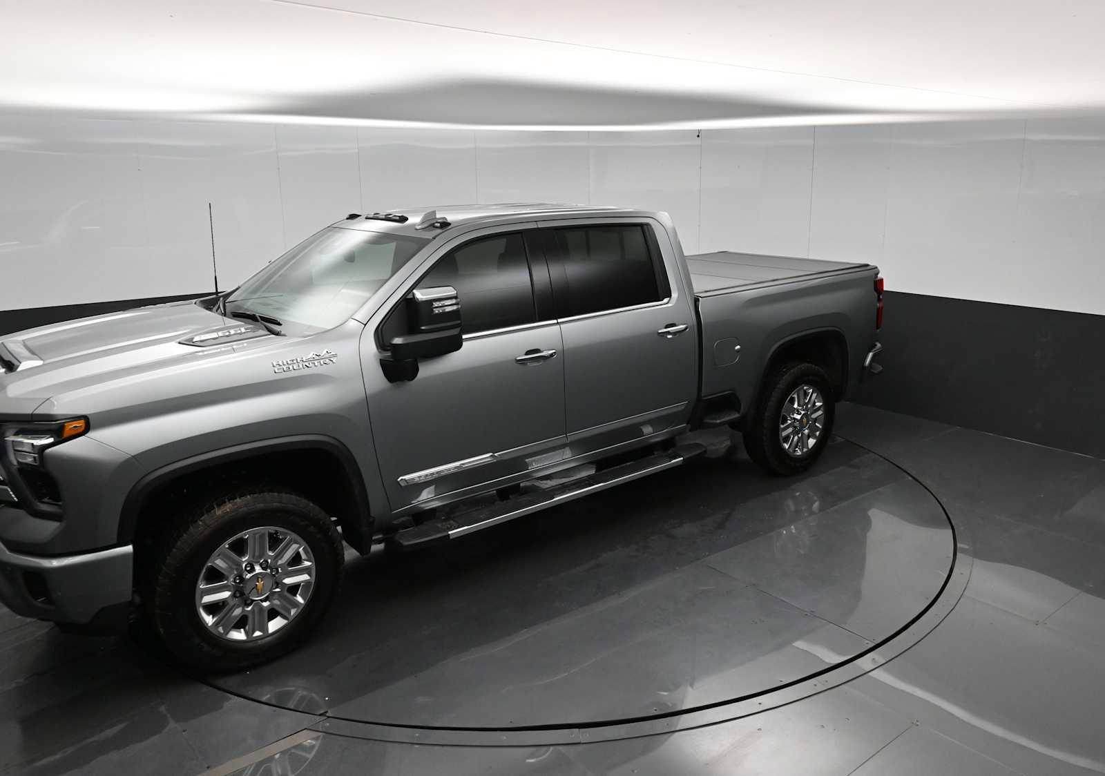 Used 2025 Chevrolet Silverado 2500 High Country w/ Z71 Off-Road Package AWD/4WD image 29