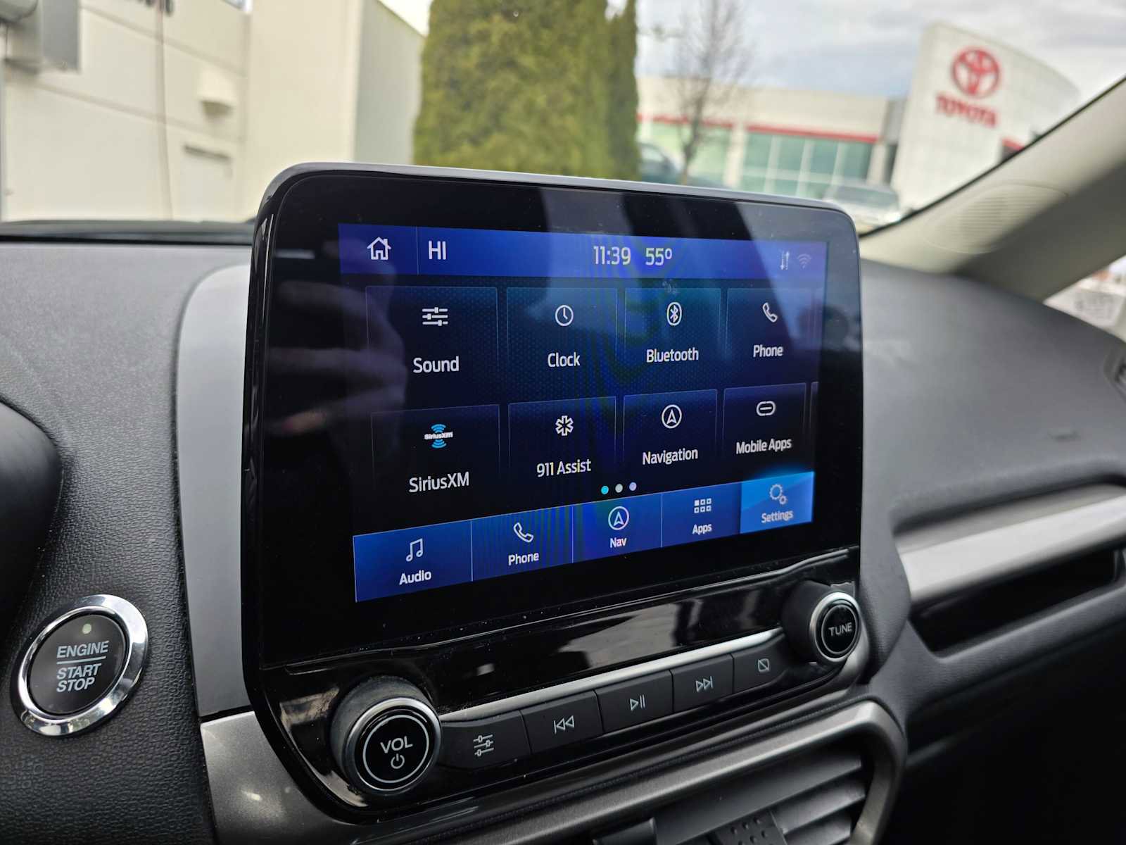 Used 2021 Ford EcoSport SE w/ SE Convenience Package image 24