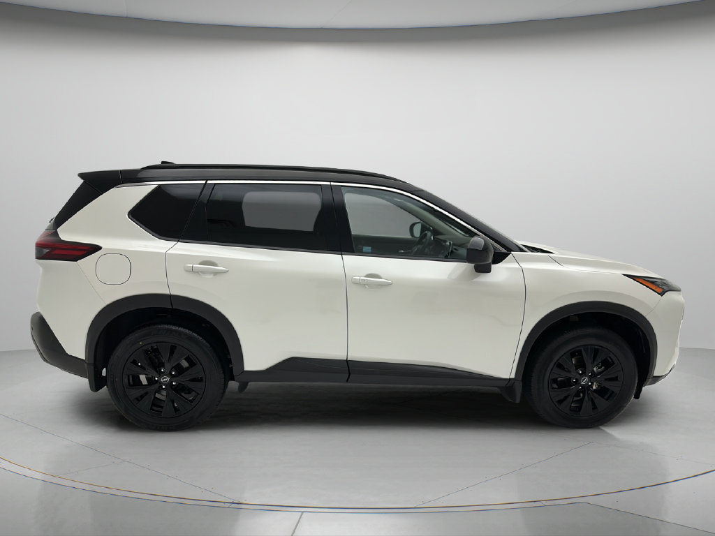 Used 2023 Nissan Rogue SV w/ SV Premium B Package AWD/4WD image 6