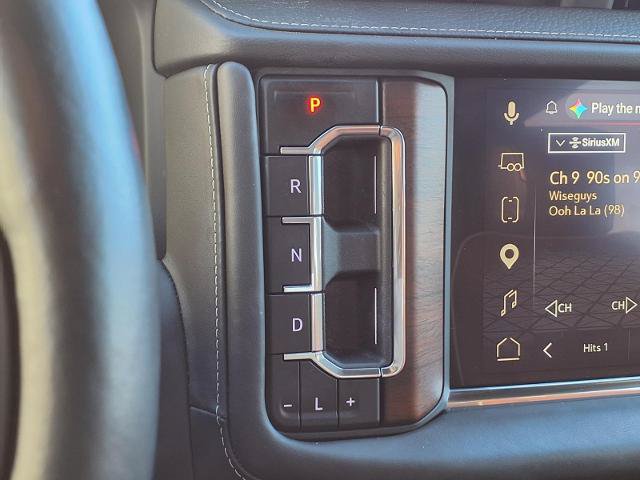 Used 2024 GMC Yukon Denali Ultimate AWD/4WD image 14
