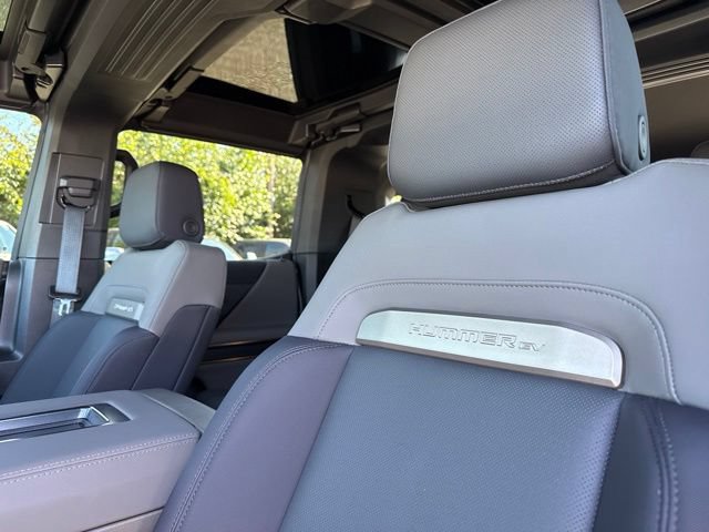 Used 2025 GMC Hummer EV 3X AWD/4WD image 29