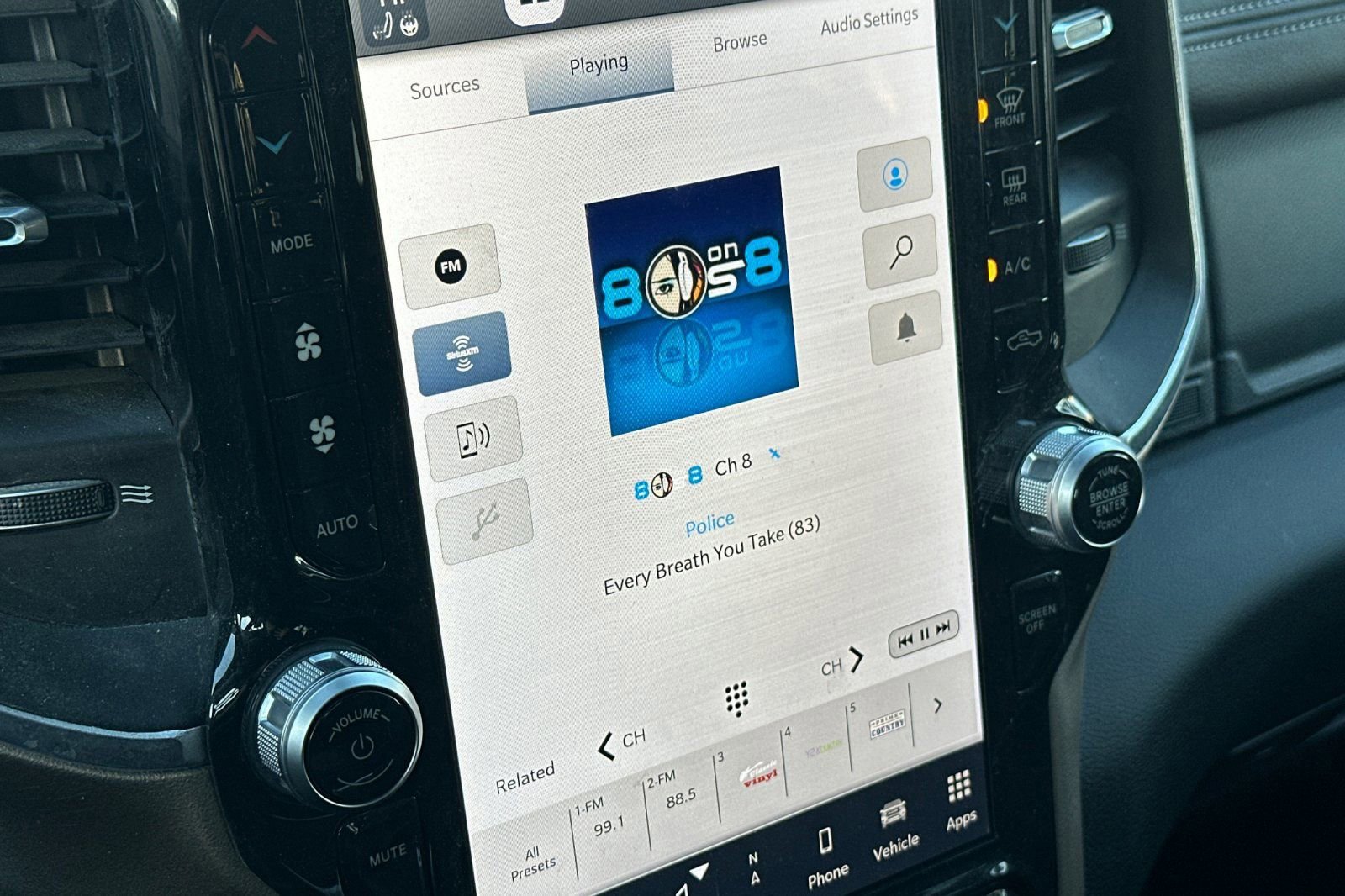 Used 2024 RAM 2500 Laramie image 18