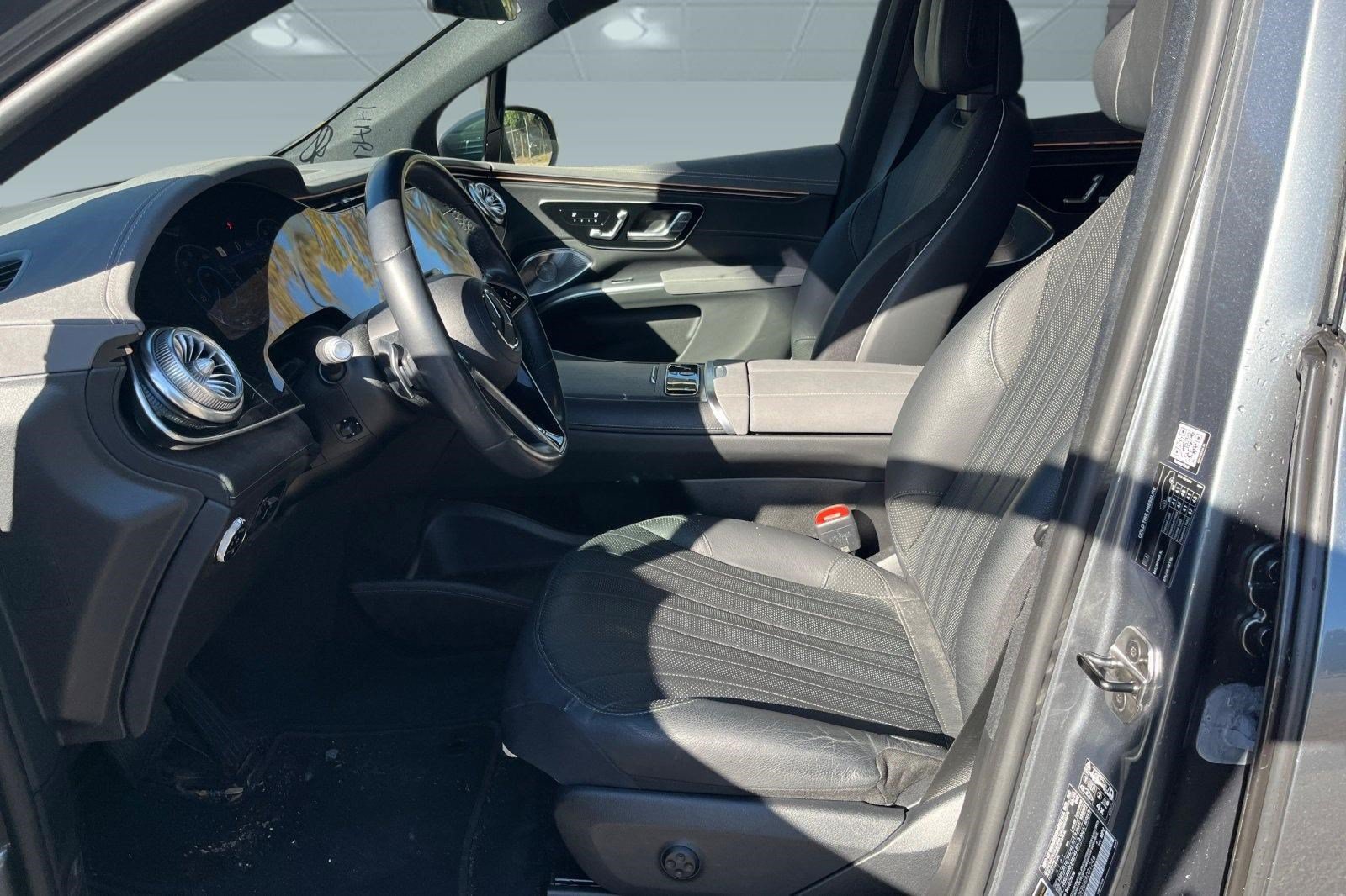 Certified 2024 Mercedes-Benz EQS 450+ 4MATIC SUV image 3