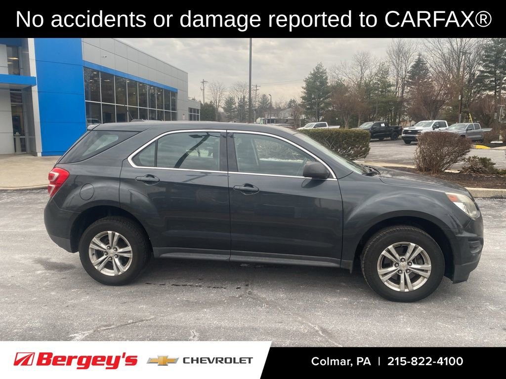 Used 2017 Chevrolet Equinox LS image 2