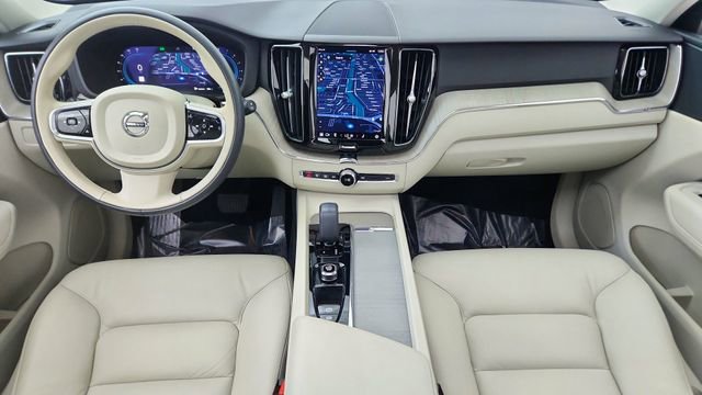 Used 2023 Volvo XC60 B5 Plus w/ Climate Package image 20