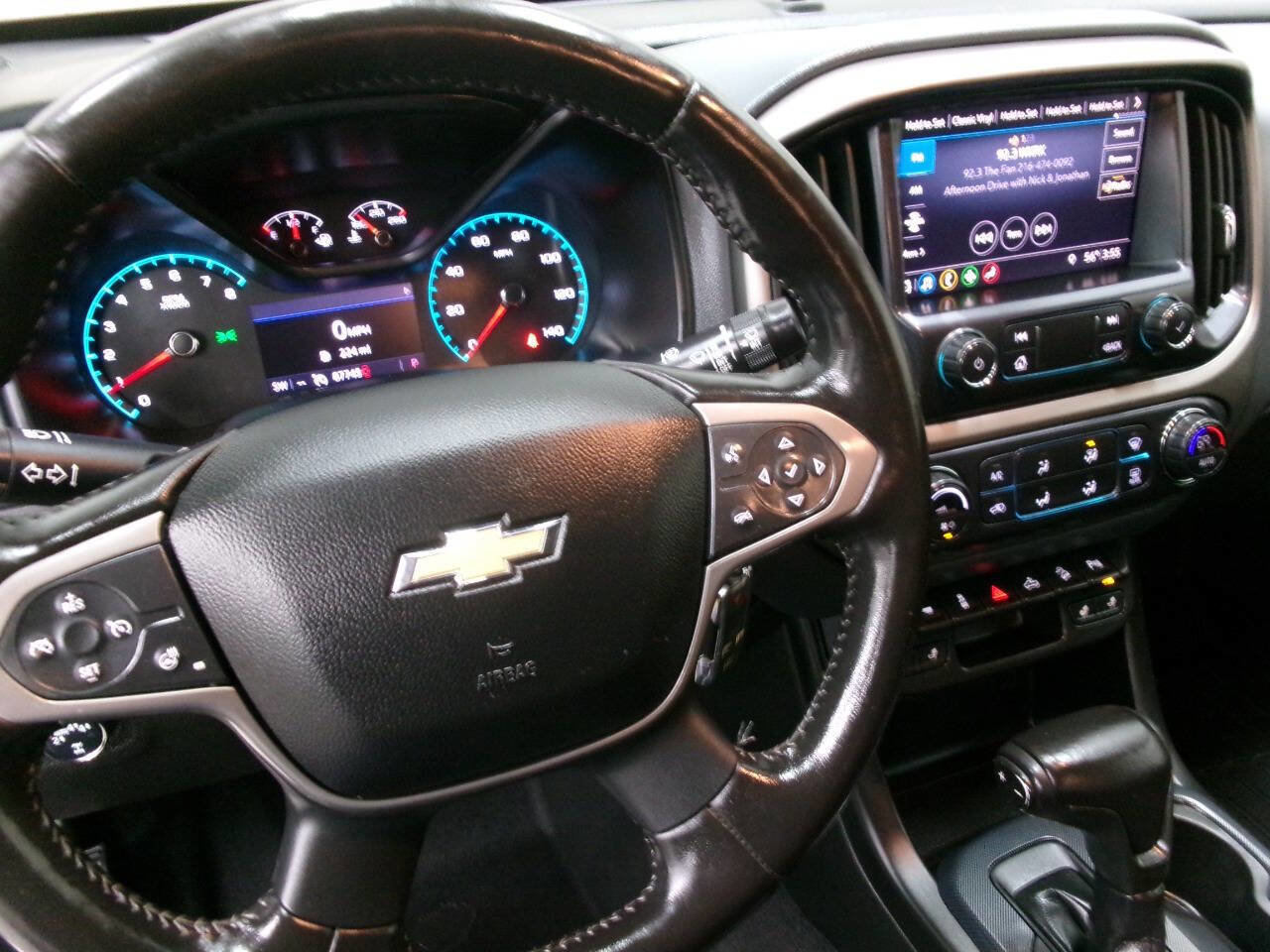 Used 2020 Chevrolet Colorado Z71 AWD/4WD image 39