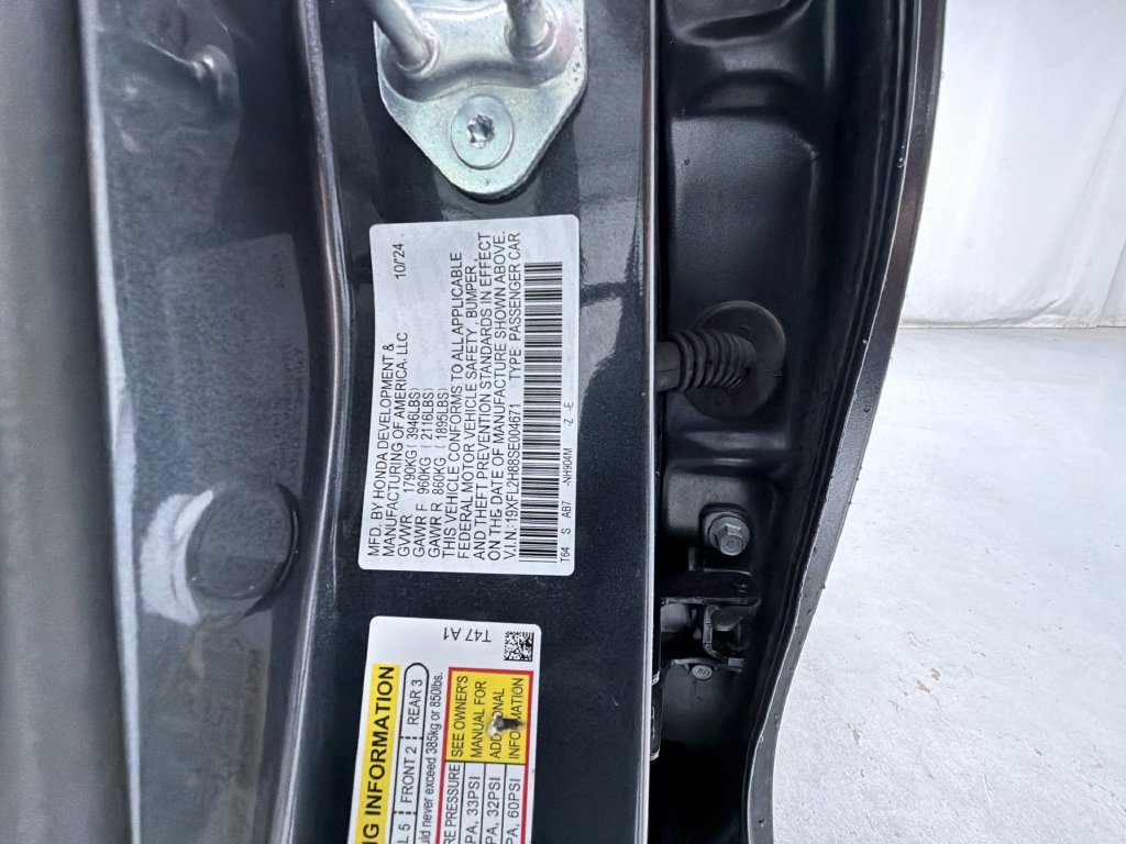 Used 2025 Honda Civic Sport image 18