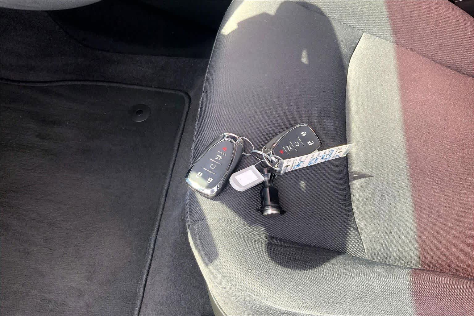 Used 2021 Chevrolet Malibu LS FWD image 15