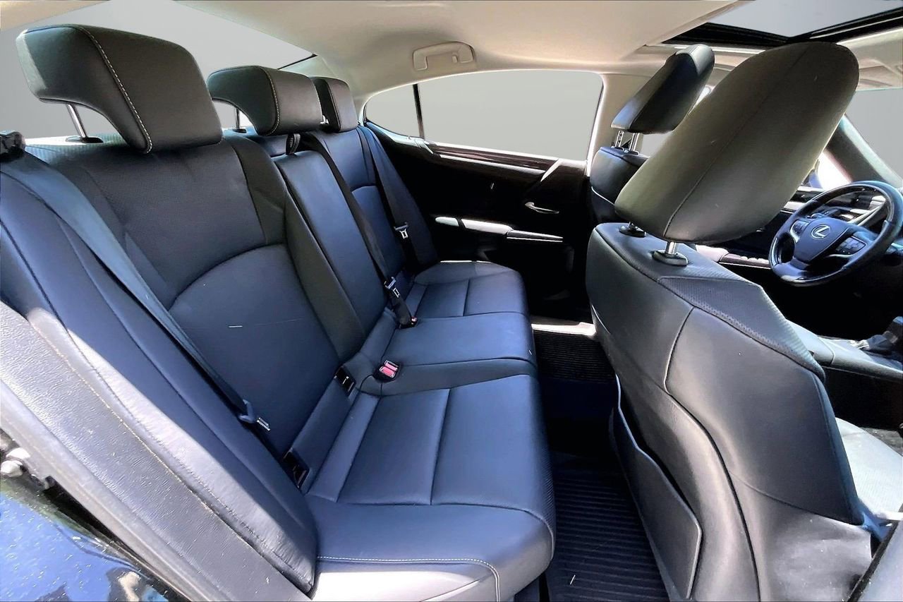 Used 2020 Lexus ES 350 w/ Premium Package image 23