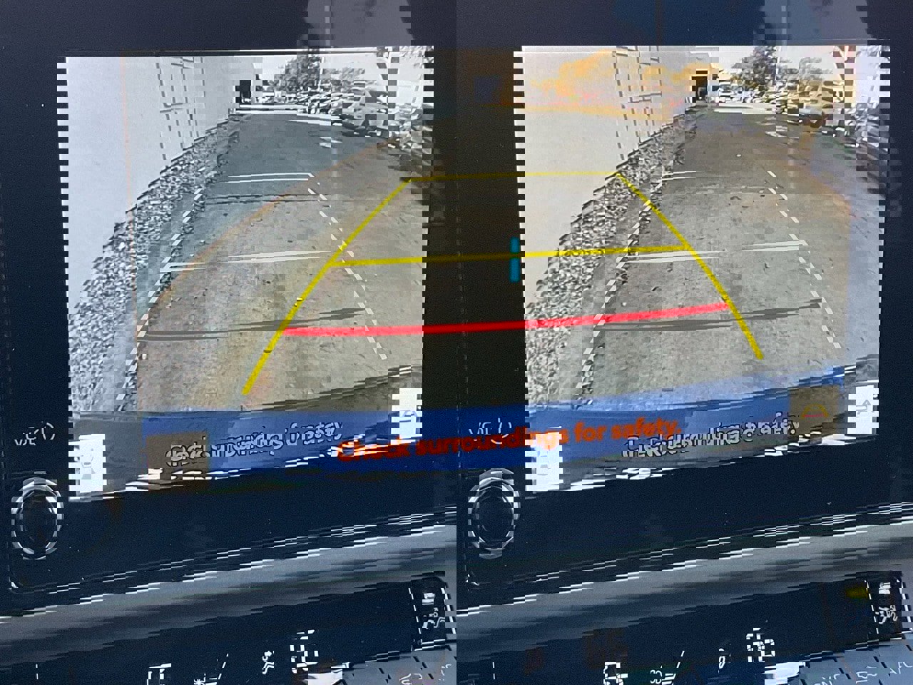 Used 2025 Toyota Camry SE image 31