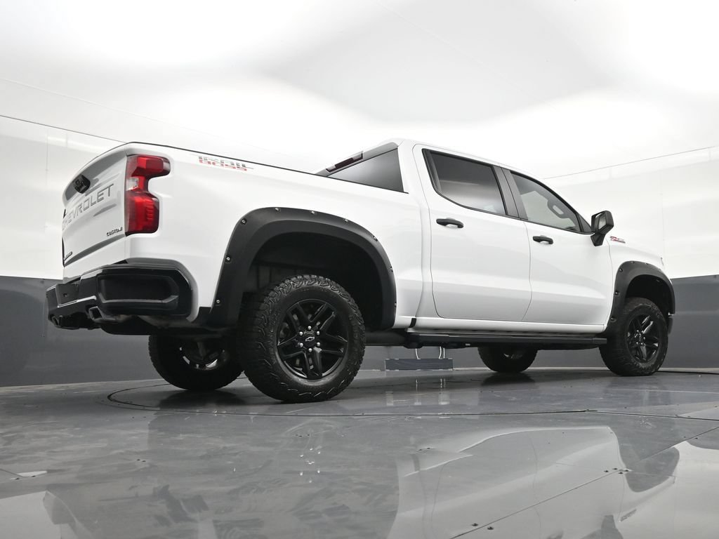 Used 2024 Chevrolet Silverado 1500 Custom Trail Boss AWD/4WD image 27