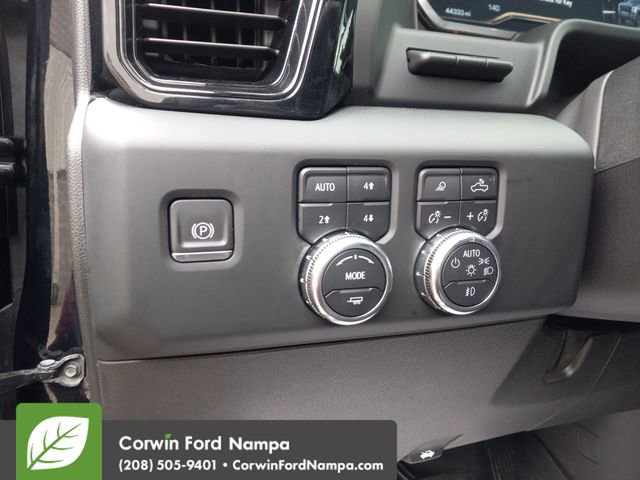 Used 2024 GMC Sierra 2500 AT4X image 13