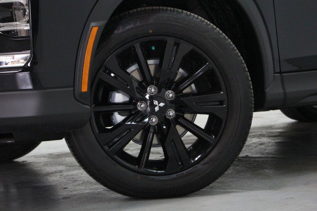 New 2026 Mitsubishi Eclipse Cross LE AWD/4WD image 3