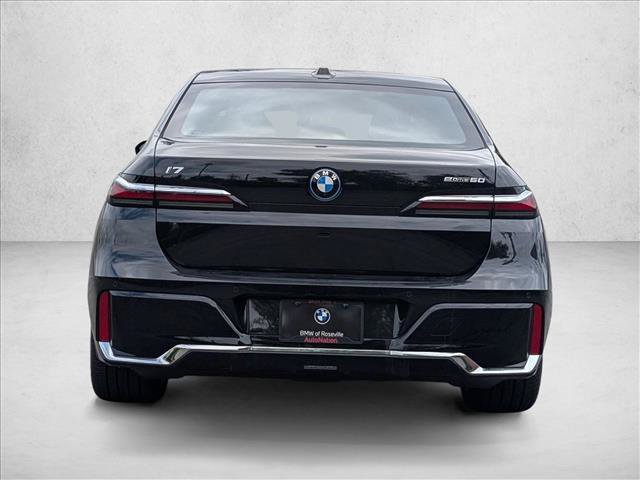 Used 2026 BMW i7 eDrive50 w/ M Sport Package RWD image 8