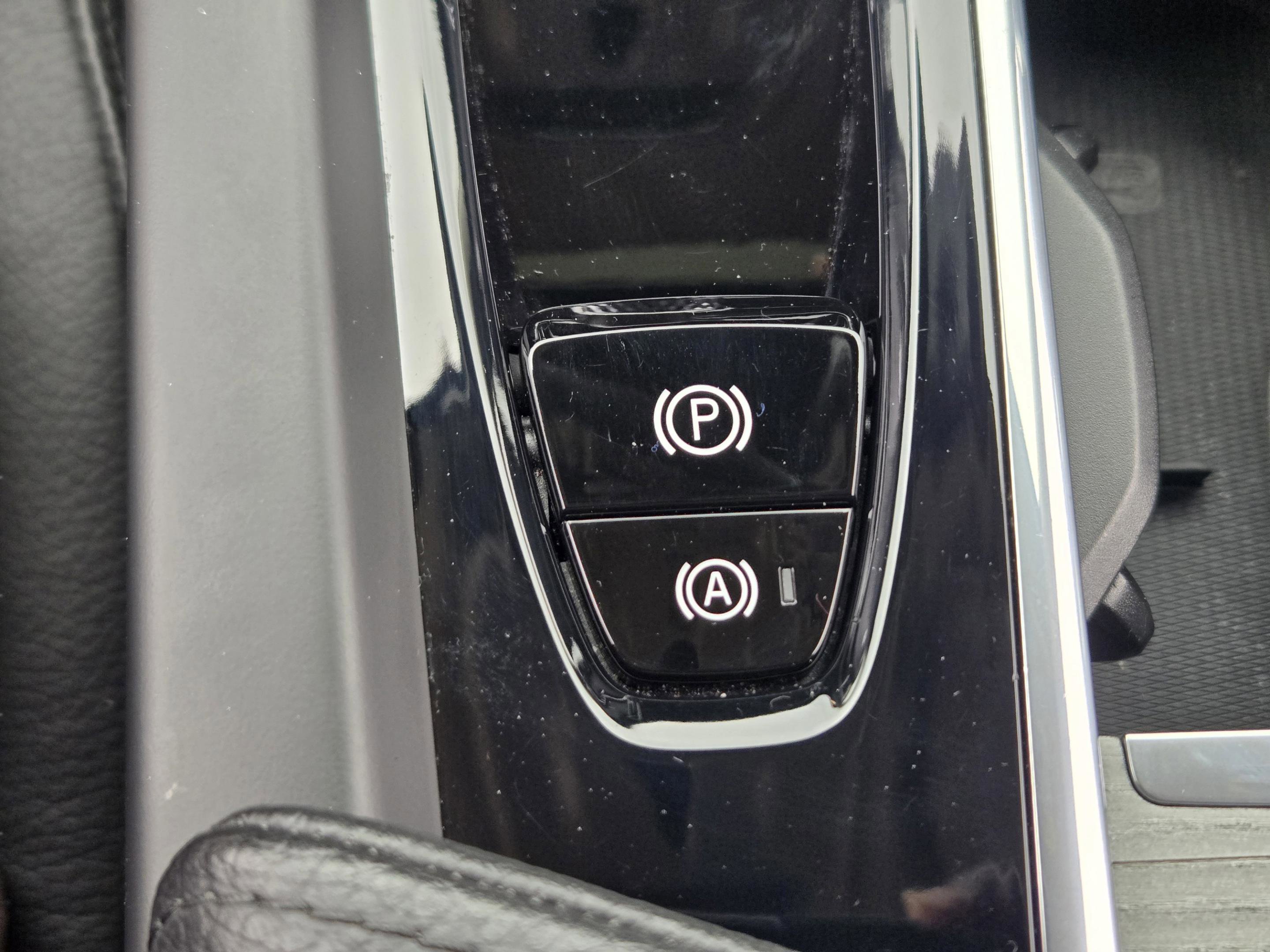Used 2022 Volvo V60 T5 Cross Country w/ Advanced Package AWD/4WD image 18